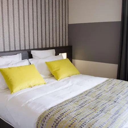 Western Agen Le Passage, Agen Sud 3*